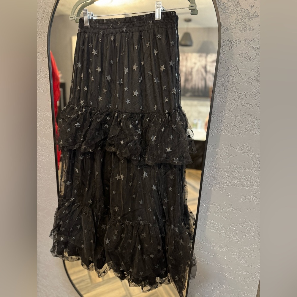 Pink Lily Black Star Maxi Skirt
